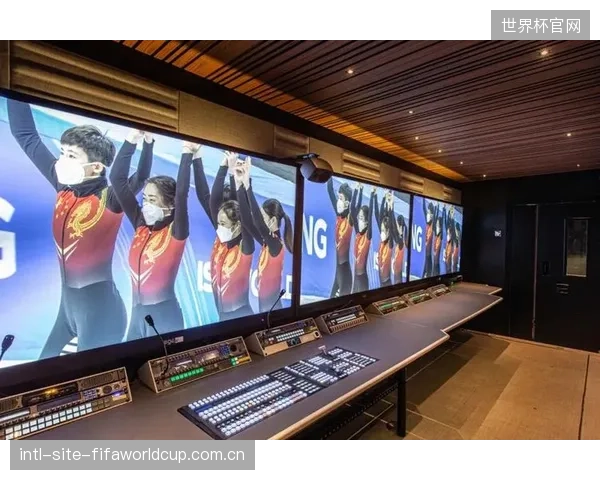转播车集成商的竞争焦点,已从音视频系统本身,延伸至包含空调EMC在内的整车电磁环境控制能力 转播车集成商的竞争焦点,已从音视频系统本身,延伸至包含空调EMC在内的整车电磁环境控制能力